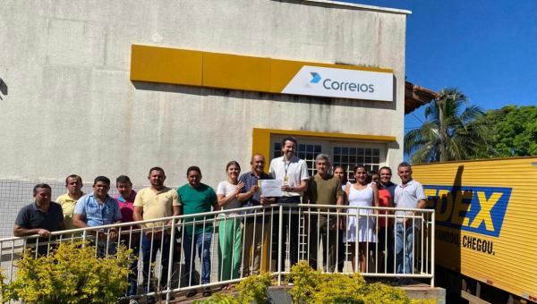 Município de Santa Terezinha firma parceria com Correios